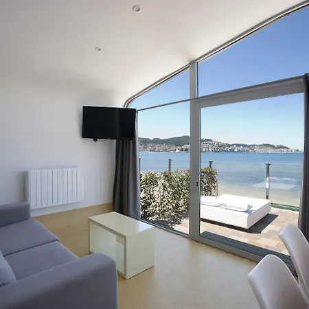 Bayona Playa 캠프장 사바리스