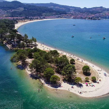 Bayona Playa キャンプ場 2*