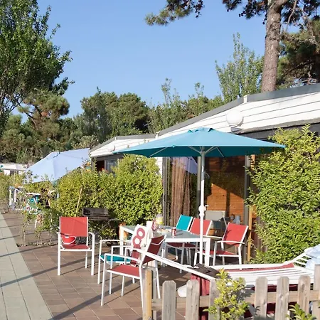 Bayona Playa Campsite 2*