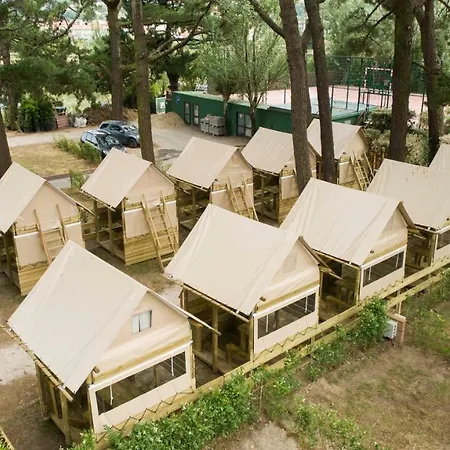 Bayona Playa Campsite Sabaris
